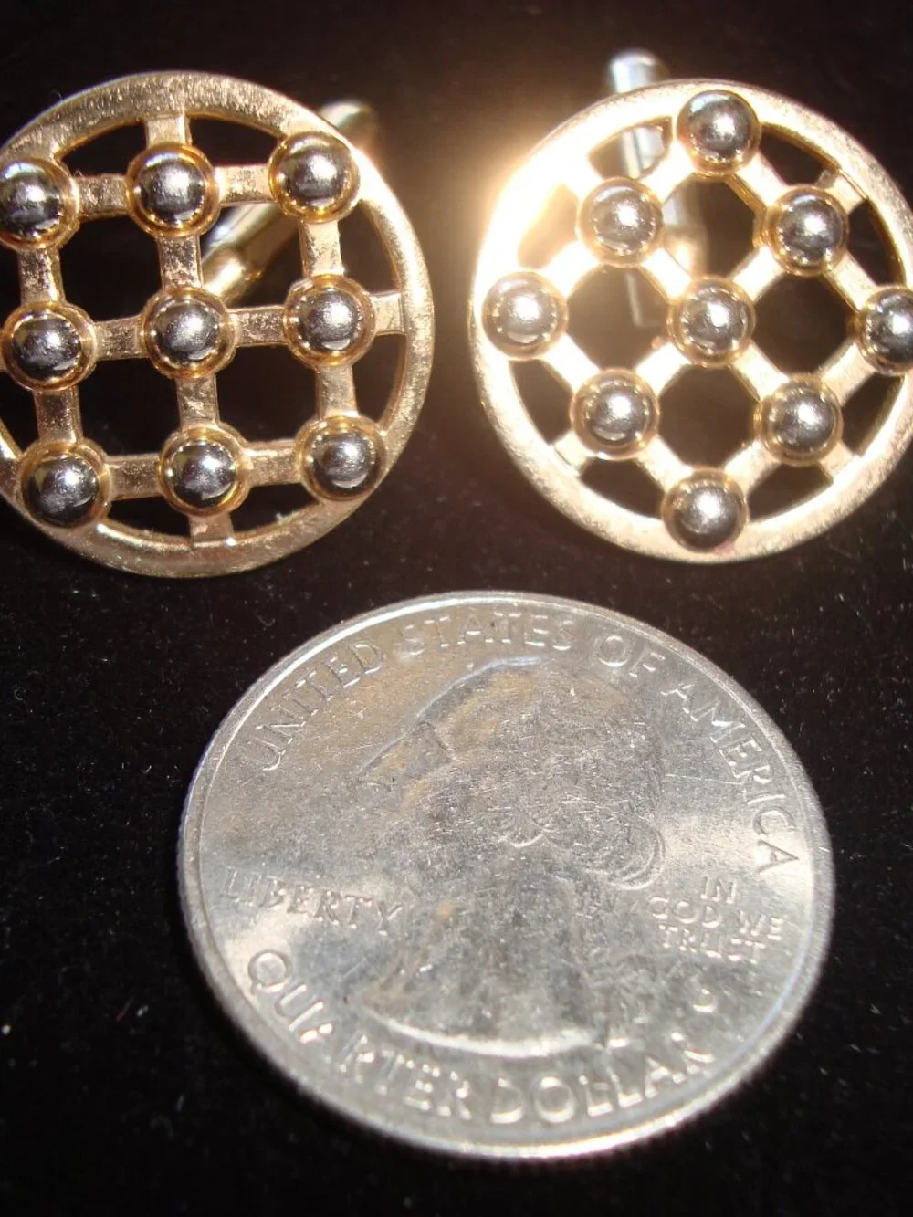 Vintage Swank Gold Tone Round Textured Silver Ball Grid Pattern Cufflinks Mens